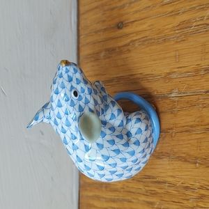 Herend Blue Fishnet Mouse  2.5 inches tall